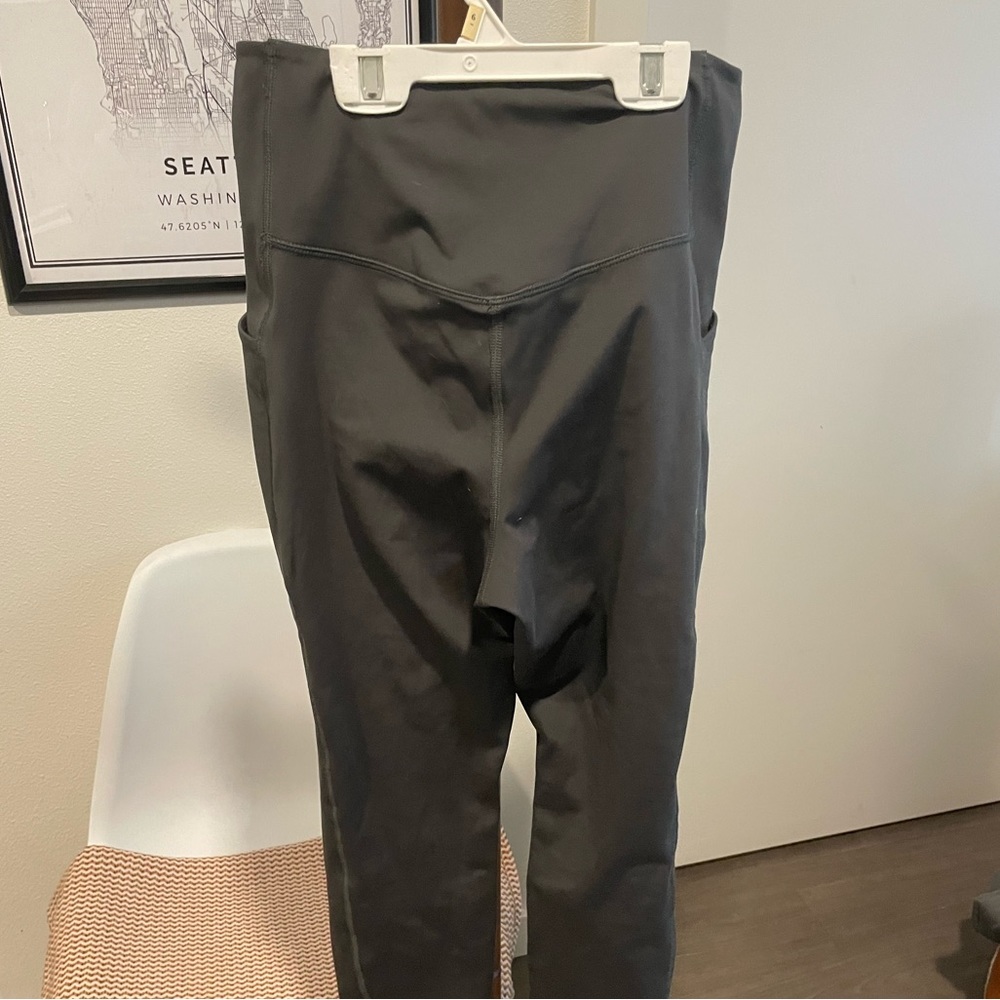 Girlfriend Collective High Rise Compressive Pocket Leggings - Picture 7 of 7